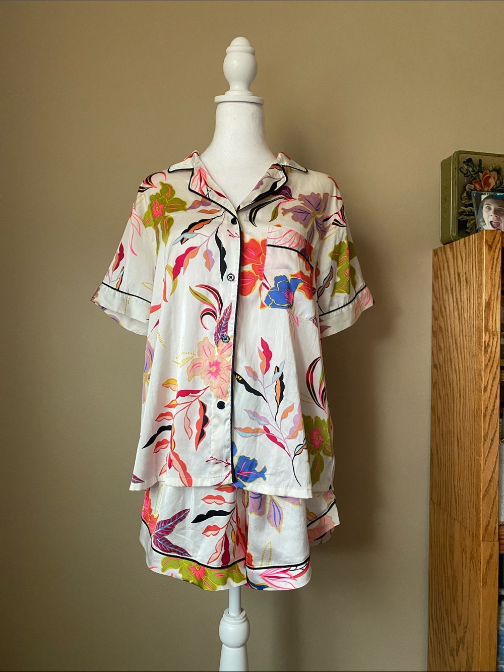 Stars Above Silky Floral Pajama Shorts Set Medium